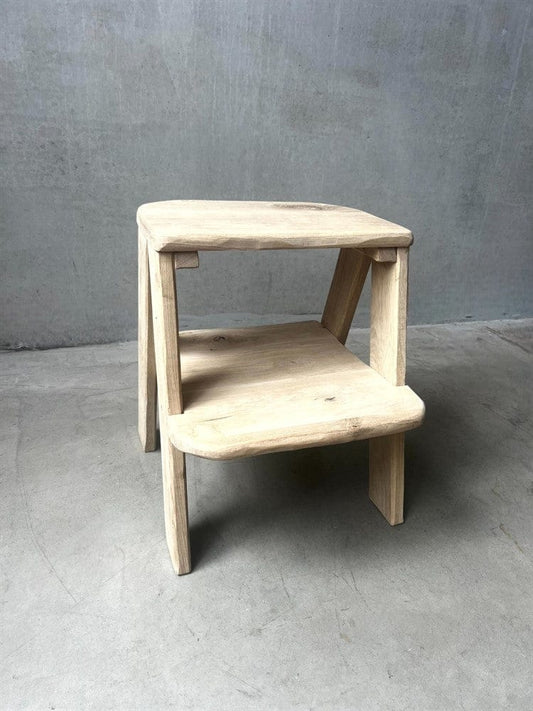 Ekpall med steg 47 cm – handgjord pall i massiv ek