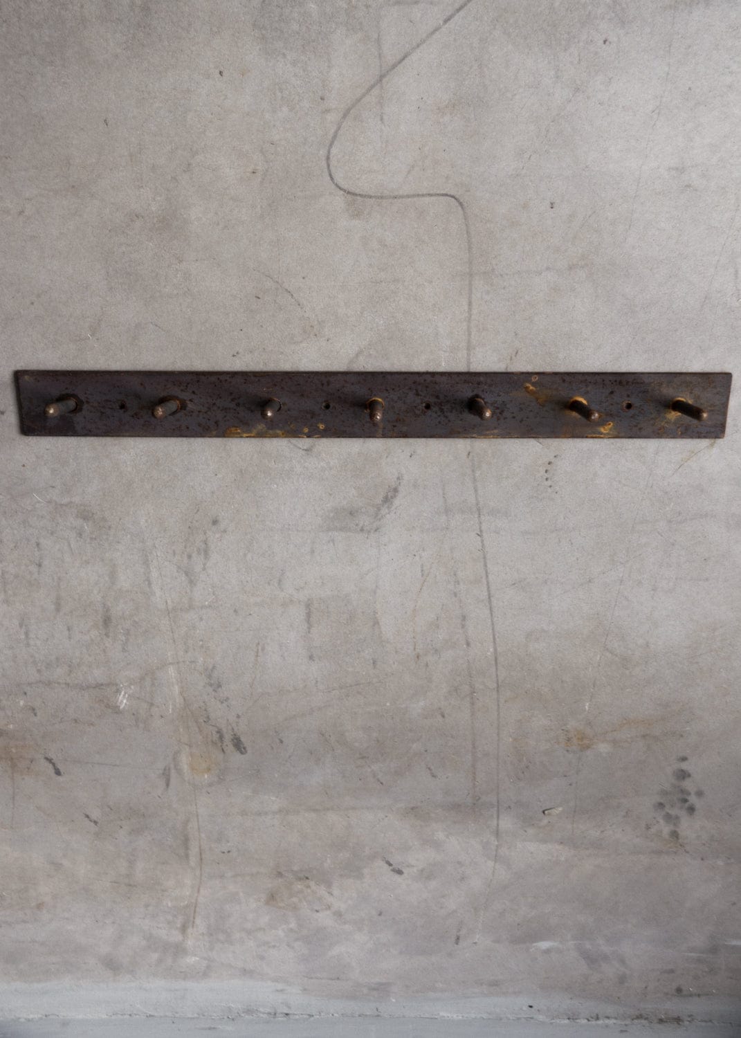 Unik By Hand Dekorationer 70cm 7 knoppar Knopplister i stål - handsmidd