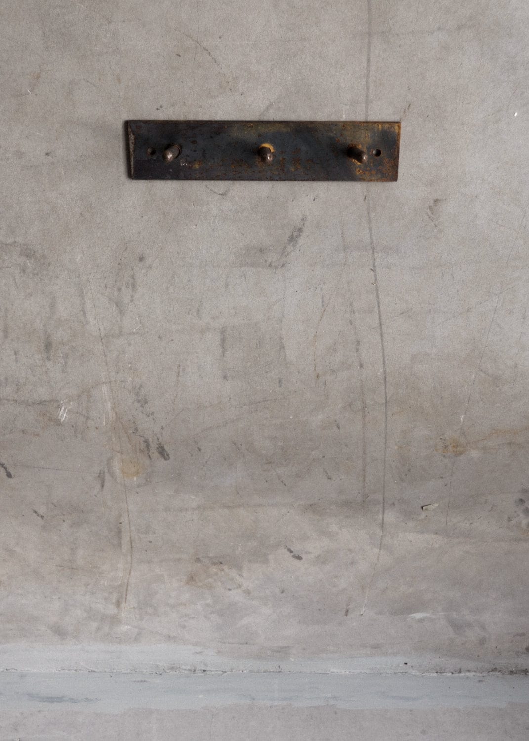 Unik By Hand Dekorationer 30cm 3 knoppar Knopplister i stål - handsmidd