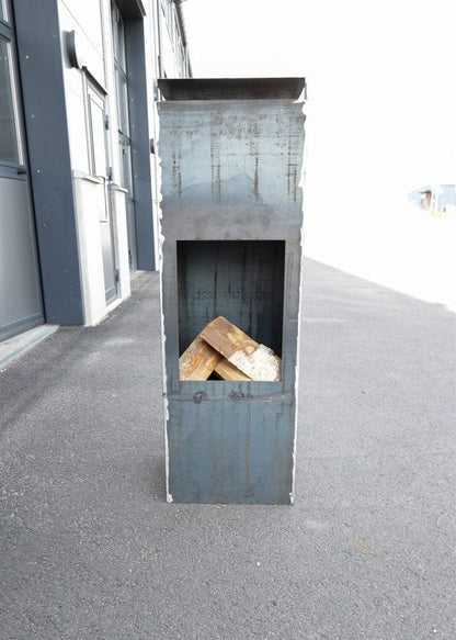 Outdoor Fireplace 120 cm – rustik eldstad i stål för uteplats