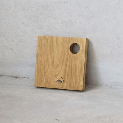 Unik By Hand Köksredskap Skärbräda i ek – 15 cm kvadratisk