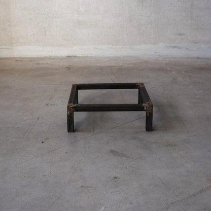 Unik By Hand Underreden 28cm28x28x8cm Benstativ i stål