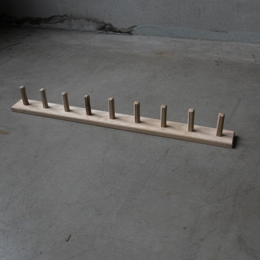 Unik By Hand Kroklister 90cm 9 krokar Knopplist i ek – med handsnidade krokar