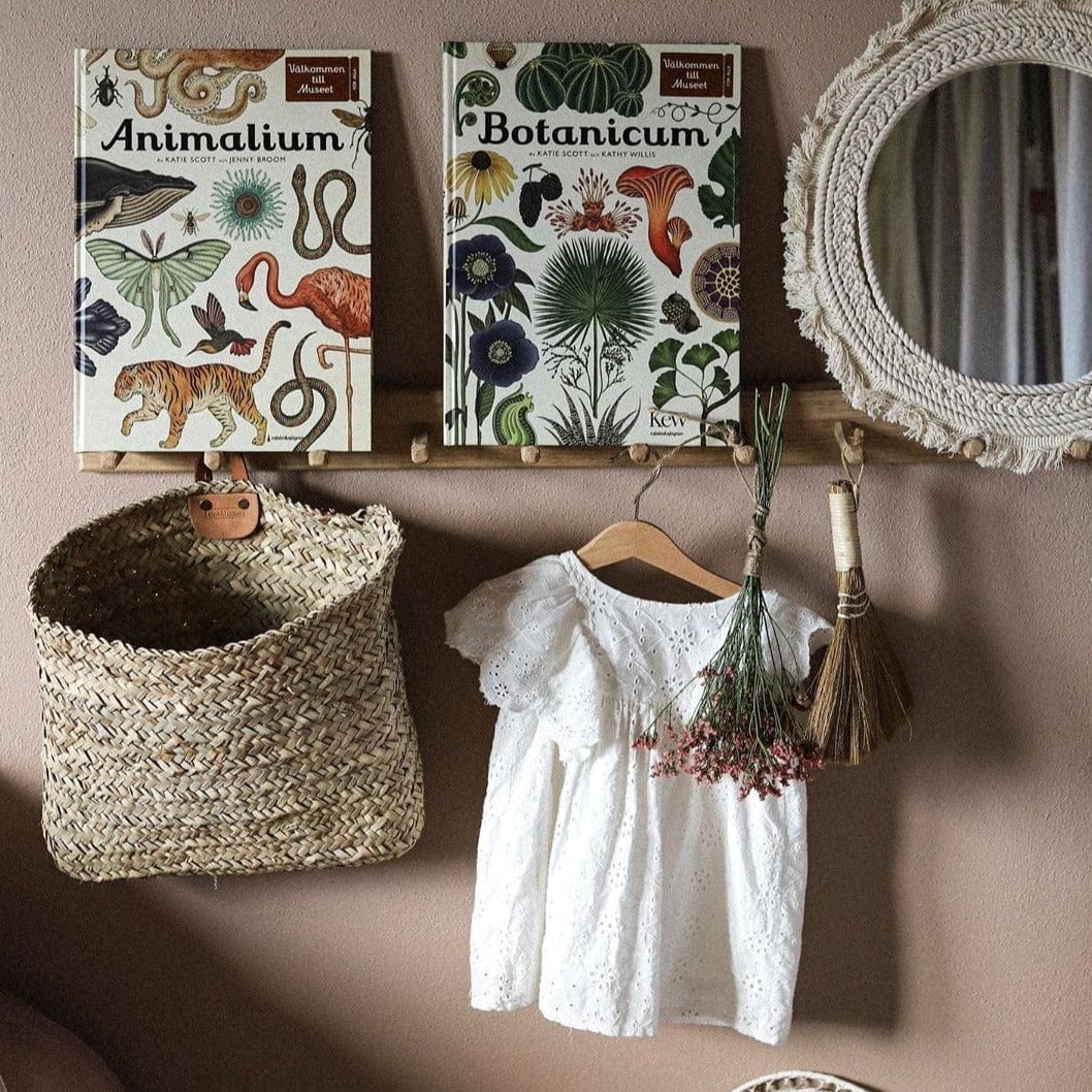 Unik By Hand Kroklister Knopplist i ek – med handsnidade krokar