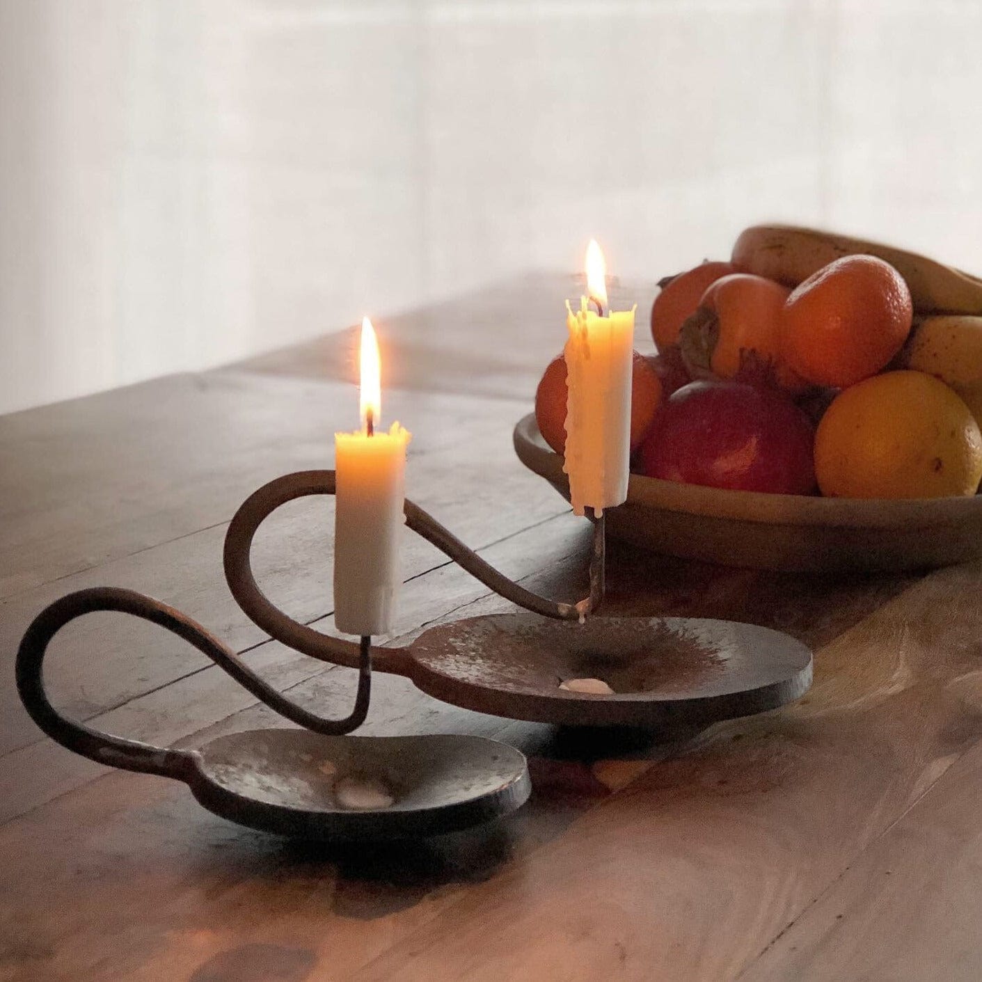 Unik By Hand Ljusstakar Oval ljusstake i handsmitt stål - 8x12 cm