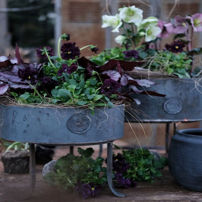 Unik by Hand Underreden Runt underrede i stål- hög modell med smidda fötter