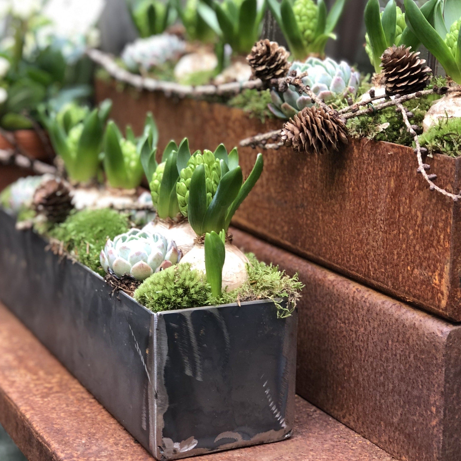 Unik By Hand Krukor Stålränna i rått stål – 40 till 100 cm