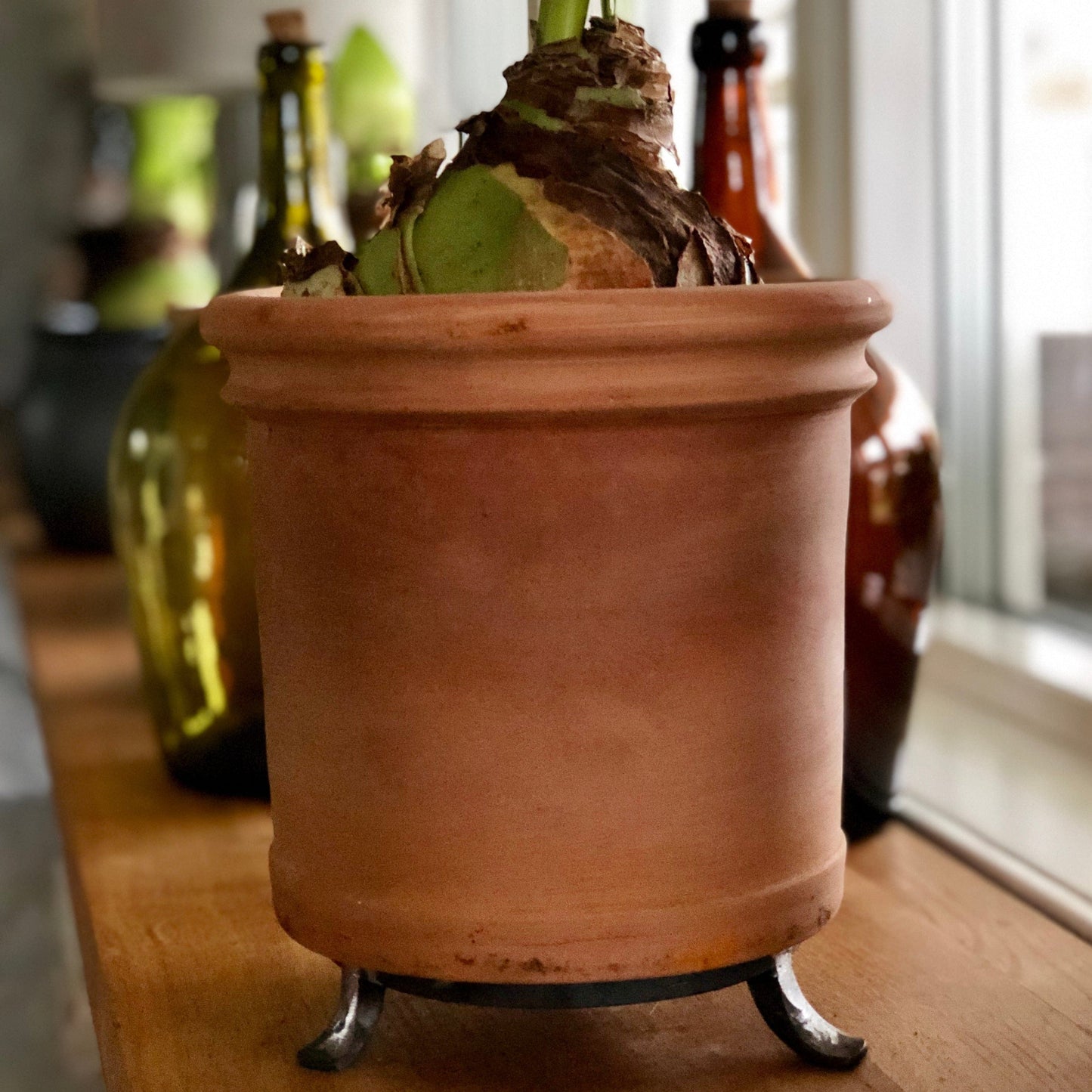 Unik By Hand Underreden Underlägg i stål med smidda fötter - 14x3cmH