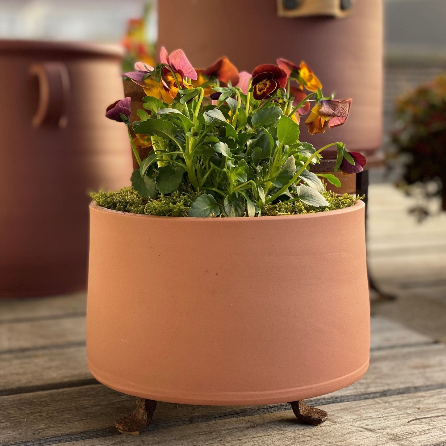 Unik By Hand Underreden Underlägg i stål med smidda fötter - 14x3cmH